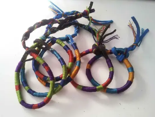 DIY Bracelets Craft Ideas android App screenshot 10